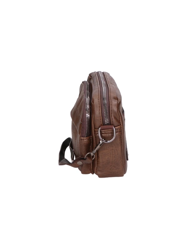 Northampton polo club Bolsa de cuero PU de un solo compartimento. Equipado con un encaje para usarse como bolsas de embrague y correas para hombros. Producto vegano.