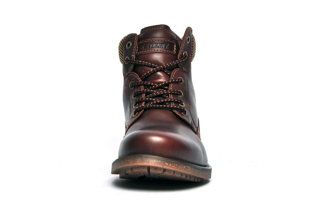 These Catesby England Longrood mens leather boots are crafted with precision and attention to detail, carefully constructed with a premium leather upper with supportive overlays, complete with intricate designer stitch detailing and contrast laces to provide you with a quality designer finish.
 These Longrood leather boots are high-quality, mid-cut men's urban styled boots with a padded textile ankle collar to increase comfort, and a durable rubber outsole to provide great traction.
 - Leather upper
 - Secure 6-hole lace fastening
 - Intricate designer stitch detailing
 - Padded heel and ankle collar
 - Durable rubber outsole
 - Catebsy England Branding