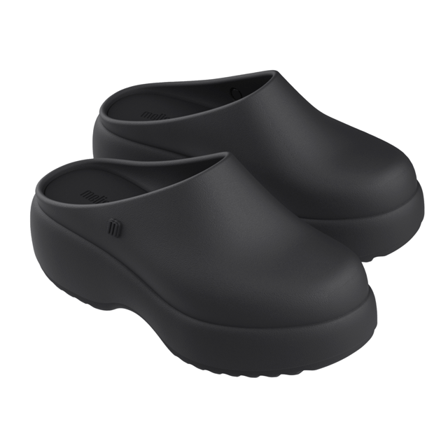 Look and feel the best on long walks with the Melissa Free Clog Platform! The EVA upper ensures a comfortable and secure fit, and the non-slip sole will have the back in every scenario. Embrace the creativity while creating outfits and include a high dose of color, textures, and fabrics while you're at it!