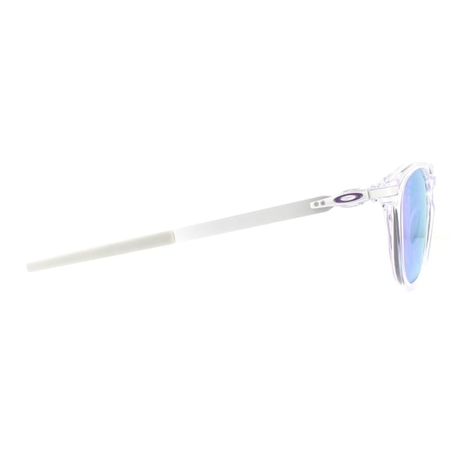 Oakley Sunglasses Pitchman R OO9439-12 Polished Clear Prizm Violet are a lightweight model made of plastic, with a rounded silhouette and sleek temples, suitable for small to medium faces, boasting durability and all-day comfort of lightweight O Matterâ„¢