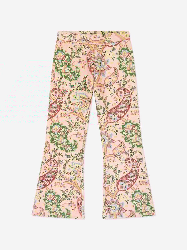 Elevate her wardrobe with the stunning Etro Girls Paisley Print Joggers for AW2024. These luxurious joggers seamlessly blend iconic Etro artistry with youthful charm, ensuring she's both comfortable and stylish. Features include: Iconic Paisley Design: Each piece showcases Etro's signature vibrant and intricate paisley pattern, making it instantly recognizable. Premium Fabric: Crafted from top-tier fabrics for utmost comfort and durability, perfect for everyday whimsy. Versatile Style: Designed to mix and match effortlessly with her favourite tops, these joggers offer endless stylish possibilities.Revamp her look with a splash of colour and sophistication‚get the Etro Girls Paisley Print Joggers today!