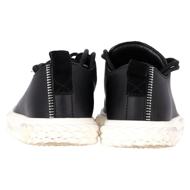 VINTAGE, RRP AS NEW
Elevate your footwear collection with the sophisticated and contemporary design of the Giuseppe Zanotti Blabber Low-Top Sneakers. Crafted from luxurious black leather, these sneakers exude a bold yet refined style. The sleek, minimalistic silhouette features clean lines, ensuring versatility for any casual or semi-casual outfit.

 Giuseppe Zanotti Blabber Low-Top Sneakers in Black Leather

Condition: Very good
Signs of wear:  Minor markings, Lightly used but very well maintained. Minor mark at soles & creasing, light scuffing at the soles and heels.
Packaging: Dust bag
Color: Black
Material: Leather | leather
Size: IT | 36/UK3/FR37/US6
Measurements: Heel height: 30; Insole length: 280
SKU: TONPUGBSH444358W