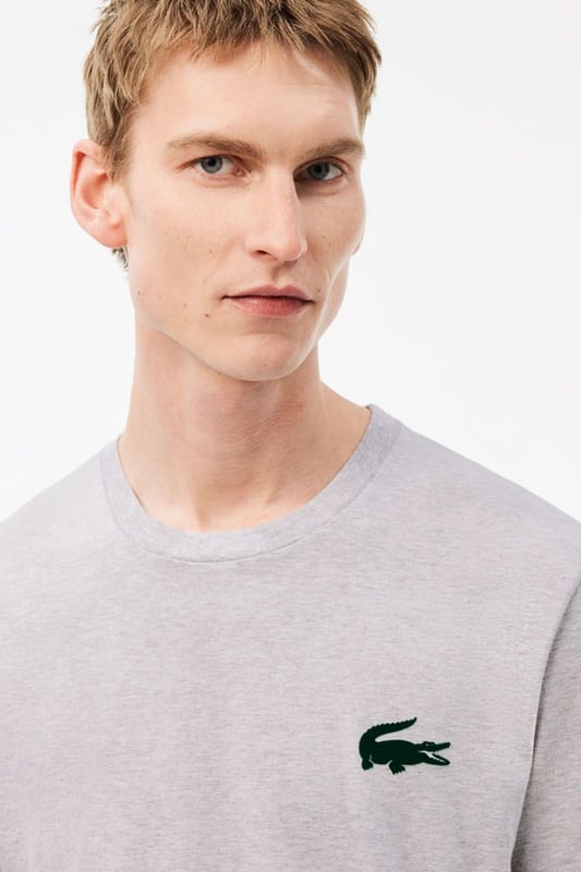 Cotton Jersey Lounge T-shirt Recycled fabric made from manufacturing offcuts. Comfortable, relaxed fit Crew neck Velvet crocodile on breast Loungewear garments cannot be returned, exchanged, or reimbursed