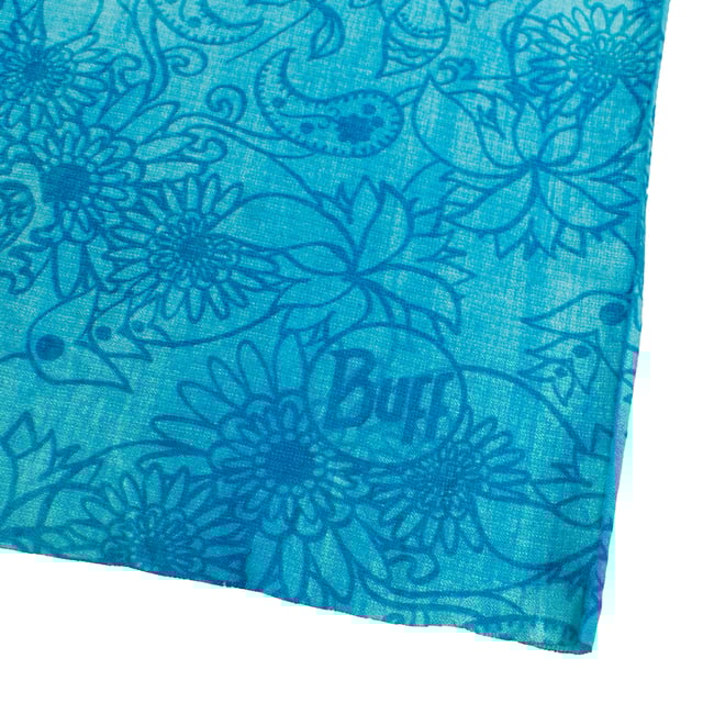 Originales multifunktionales Höschen Buff, das Vielseitigkeit und Komfort bei jeder Outdoor-Aktivität bietet.

 Hauptmerkmale:

 - Multifunktional, kann als Schal, Stirnband, Maske, Mütze oder Bandana verwendet werden.
 -Unisex.
 - Elastischer Halstuch.
 - Vielseitig.
 - Schlauchförmiger Buff ohne Nähte, sorgt für eine bequeme Passform und beugt Hautirritationen vor.
 - Hergestellt aus recycelten Materialien.
 - Bietet einen Sonnenschutzgrad von 50 UPF.
 - Schützt vor Kälte, Wind und Sonne und eignet sich perfekt für Outdoor-Sportarten.
 - Einheitsgröße.
 - Für Erwachsene konzipiert.
 - Ideal zum Tragen das ganze Jahr über.
 - Erhältlich in einer Vielzahl von Farben und Drucken mit dem Buff-Logo, das die Qualität der Marke hervorhebt.

 Ein funktionelles und praktisches Kleidungsstück für alle, die bei jedem Abenteuer Komfort und Schutz suchen.
 Maßnahmen: 22,3X53cm
 Komposition: 95 % recyceltes Polyester, 5 % Elastan
 Pflege:
- Maschinenwäsche max. bei 40 °C.
 - Vermeiden Sie die Verwendung von Weichspülern.
 - Verwenden Sie kein Bleichmittel.
 - Benutzen Sie keinen Trockner.
 - Kein Bügeln.