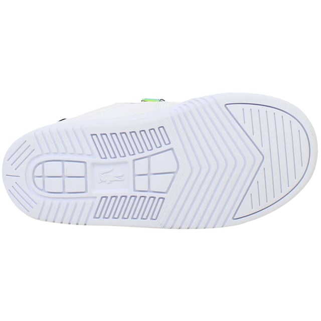 Die weißen Lacoste L001 123 2 SUI Kinder-Sneaker bieten aktiven Kindern Stil und Komfort. Inspiriert von der Ästhetik des Vintage-Tennis verfügen diese Sneaker über ein schlankes und sportliches Design, wodurch sie sich perfekt für den Alltag, die Schule oder lockere Ausflüge eignen. Wichtige Eigenschaften: Obermaterial aus Kunstleder: Strapazierfähig und pflegeleicht mit einem eleganten Look, der aktiver Nutzung standhält. Ikonisches Lacoste-Branding: Verziert mit dem charakteristischen Krokodil-Logo und geprägten Details für einen klassischen und stilvollen Touch. Gepolsterte Innensohle: Bietet verbesserten Komfort und Unterstützung für wachsende Füße und ermöglicht ganztägigen Tragekomfort. Gepolsterter Kragen und Zunge: Verbessern Passform und Komfort um den Knöchel und bieten ein angenehmes und sicheres Gefühl. Strapazierfähige Gummi-Außensohle: Sorgt für hervorragenden Halt und lange Haltbarkeit auf verschiedenen Oberflächen, geeignet für aktive Kinder. Perforierte Details: Verbessern die Atmungsaktivität und halten die Füße auch bei längerem Tragen kühl und bequem. Verstellbare Klettverschlüsse: Ermöglichen einfaches An- und Ausziehen und eine individuelle Passform, perfekt für jüngere Kinder. Klassisches Weiß: Ein vielseitiges und zeitloses Design, das sich mühelos mit Schuluniformen, Sportbekleidung oder Freizeitkleidung kombinieren lässt. Die weißen Lacoste L001 123 2 SUI Kinder-Sneaker sind eine stylische und praktische Wahl für Kinder und bieten Haltbarkeit, Komfort und ein ikonisches Branding für den Alltag. Perfekt für aktive und stylische Kinder.