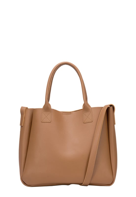Be anything but basic with this classic wardrobe staple. The Megan XL Tote is the perfect accessory for making a statement and is highly functional too. Inside is a spacious compartment, big enough to carry the days essentials. You can also find a pouch which can be removed, ideal for storing items you want to keep extra secure, or use it as a mobile makeup bag! You have a choice of styling with the tote grab handles and the adjustable shoulder strap, so you can change your look depending on your chosen style! Features: , Lightly textured PU exterior, Claudia Canova debossed logo, Magnetic clasp fastening, Two exterior slip pockets, 2 x tote grab handles, Adjustable shoulder strap, Interior pouch which can be removed using the snap button clasps, Pouch measurement: W 304 x H 203 x D 63 mm, Zip top fastening on interior pouch Style Ref: 84607 TAN