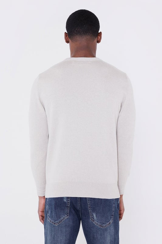 Jameson carter white jumper online
