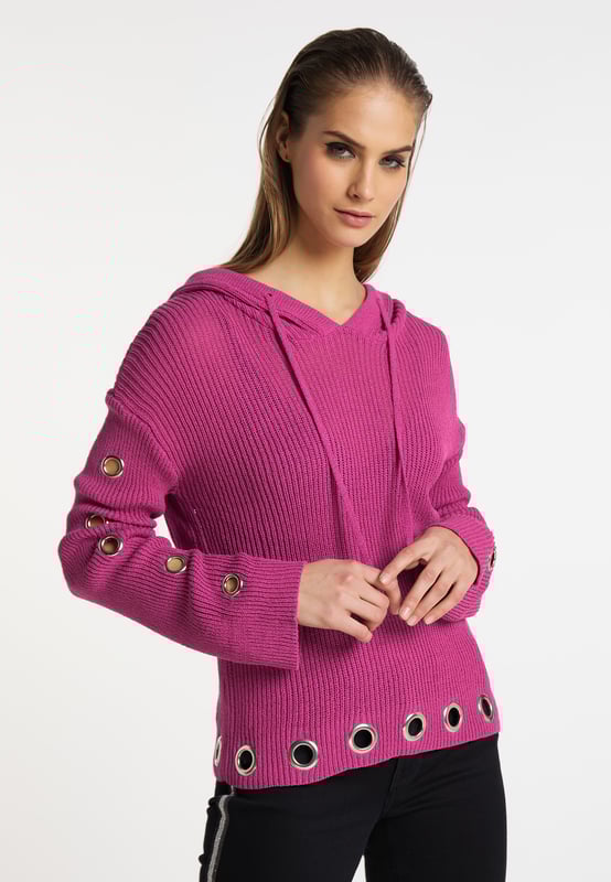 Les grands œillets aux manches et à l'ourlet confèrent au pull-over de myMo ROCKS la touche rock typique du label.  Le modèle est tricoté dans un fil doux et a une coupe décontractée sans poignets. Une capuche avec un cordon de serrage complète l'ensemble.