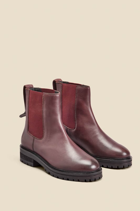 Complete every outfit
Wear-forever Chelsea boot style
Chunky sole for an on-trend look
Zip back fastening
Style with leggings and an oversized knit for weekend chic
Add edge to feminine dresses