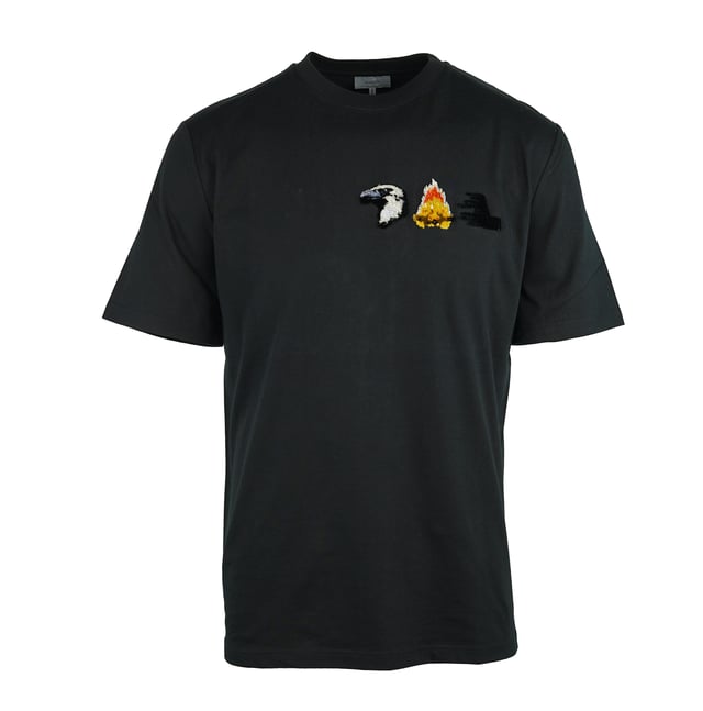 Lanvin RMJE0033A18 10 Black T-Shirt. Lanvin Black Tee. Applique on left chest. Crew Neck Tee. 100% Cotton, Made In Italy. Style : RMJE0033A18 10