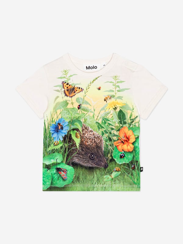 Introducing the exquisite Baby Hedgehog T-Shirt by Molo, perfect for your Baby Unisex's stylish comfort needs. Here's why it's a must-have! Fashion-forward: The colourful multicolour design with a unique hedgehog print is a blend of elegance and playfulness.  Premium Comfort: This baby t-shirt is crafted with superior fabrics for a plush feel and delicate care for your baby's tender skin.  Perfect Addition: revitalise your little one's wardrobe with this vibrant Molo Baby Hedgehog T-Shirt. Offer your baby the fusion of comfort and style now!