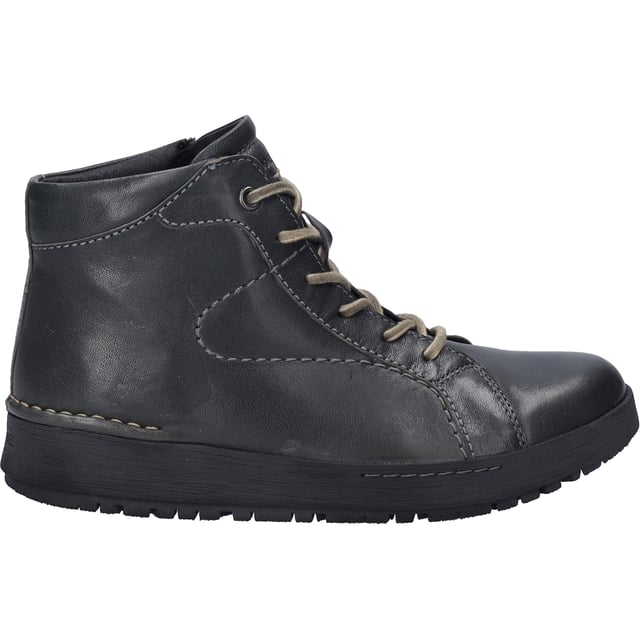 Descubra la elegancia y el confort excepcional de los botines Anna 03 de JOSEF SEIBEL. En color granito, este modelo es una obra maestra atemporal que no puede faltar en ningún armario. Fabricado en piel de cabra de alta calidad, este botín no sólo tiene un aspecto atractivo, sino también una longevidad que se nota. Gracias a su cómodo ancho H, este zapato es ideal para pies más anchos, prometiendo una comodidad inigualable y no restringiendo tus actividades a lo largo del día. Tanto para pasear al aire libre como para acompañarte en tus aventuras urbanas, siempre lucirás una figura elegante con las Anna 03. El cálido forro textil garantiza que tus pies permanezcan cómodos y calientes incluso en los días más fríos. La suela Rubflex no sólo destaca por su color gris, sino también por su flexibilidad y durabilidad, que aportan ligereza a cada paso. El mecanismo de cierre con cordones permite adaptar el zapato al pie y favorece el movimiento natural del pie. La colección Spirit of Nature, a la que pertenece el modelo Anna 03, es sinónimo de estilo y confort y de un diseño con un fuerte carácter, que se acentúa aún más con las costuras tradicionales hechas a mano. El cosido Strobel, una técnica de unión tradicional, mejora la estabilidad del zapato y demuestra la artesanía que se siente a cada paso. Con el Anna 03 de JOSEF SEIBEL, usted elige algo más que un zapato. Está eligiendo una pieza de tradición y calidad que se aleja de la moda rápida. Este modelo no sólo le acompañará durante el invierno, sino que también será un compañero intemporal en todas sus aventuras.