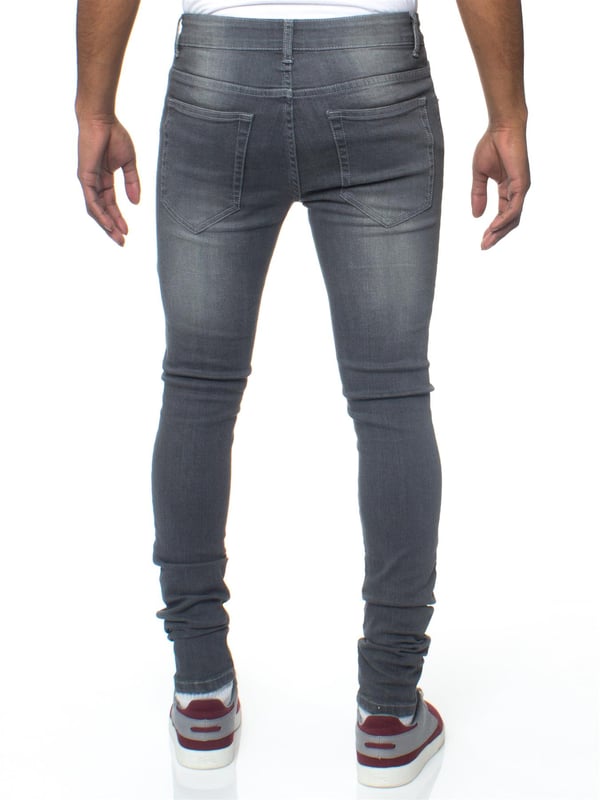 These Enzo Skinny Super stretch denim jeans feature a zip fly fastening, Logo Branding to Back Waist Patch, Two Front pockets, two back pockets.