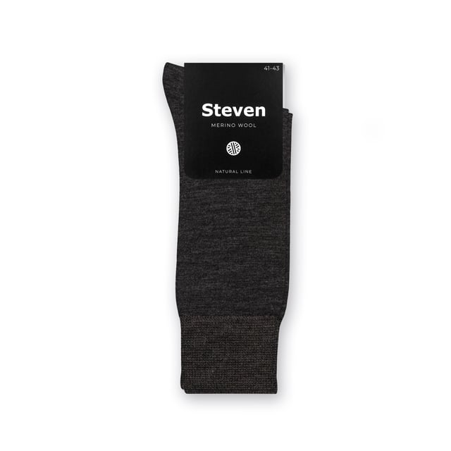 Is a wool sock your ideal pair? Well how about trying Merino Wool? Now you can enjoy the warmth and comfort of wool socks but with extra softness. These Men's Merino Wool Socks are soft, delicate and perfect for everyday wear. These socks are designed for and ideal for Autumn and Winter months. They're perfect for wearing with your favourite boots or shoes on a chilly day out in town or even out exploring with a bit of hiking and trekking. The socks have a luxurious high quality yarn that is made from 68% merino wool fibres. It is extremely fine and delicate, and therefore also super soft to the touch. This ensures that your feet will stay warm and dry all day long, making them ideal for busy lifestyles. The socks come in 4 different colours, so there is something for everyone! They include: Grey, Black, Navy & Dark Grey. Whether you prefer a traditional black or a classic navy, we have something to suit your style. These Men’s Socks are available in 2 sizes: 7-9 UK (40-43 EUR, 8-10 US) and 10-13 (44-46 EUR, 11-14 US) and are made from 68% Merino Wool, 30% Polyamide, 2% Elastane. There are 4 colours to choose from and are fully Machine Washable.