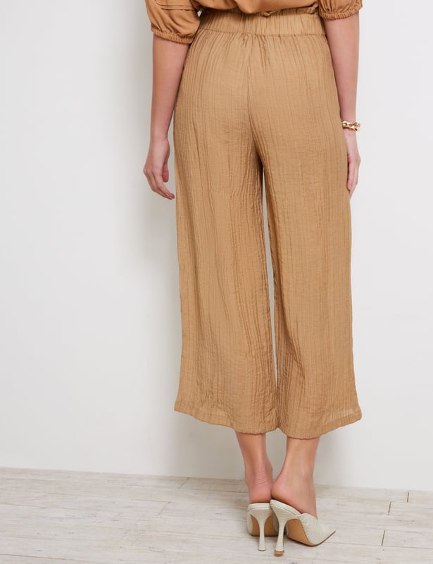KATIES Womens Pants Tan Brown Pleated Texture Capri Pant Bengaline Mid Calf Length Loose Fit Lightweight Summer Women s Clothing