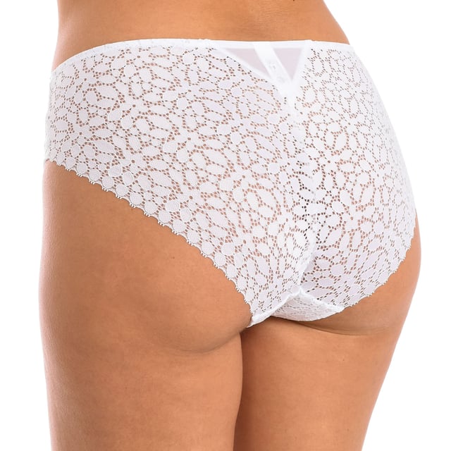 Panties DIM.
 Elastic and breathable fabric.
 Lace.
 Elastic waistband.
 Tonal interior lining.
 Seams seen in tone.
 Composition: 87% Polyamide, 13% Elastane
 Care:
Wash at max temperature 40º.
 Do not use bleach.
 Do not use dryer.
 Do not iron.
 Do not dry clean.