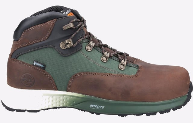 This fully-waterproof Euro Hiker boot features anti-fatigue and Aerocore technologies for the ultimate in all-day comfort and support.
-Full Grain leather-Breathable and moisturewicking lining with anti-microbial treatment for odour control
-Non-marking TPU compound and versatile lug design grips surfaces from slick floors to uneven terrain
-TPU-wrapped midsole delivers maximum energy return while resisting rips, abrasions and scuffs
-Anti-Fatigue Technology polyurethane footbed for shock absorption and energy return
-Non-Metallic puncture resistant puncture plate
-Composite Safety Toe Powered by Carbon Shield technology
-The ReBOTL material in this shoe contains at least 50% recycled PET