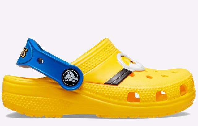 Real Fun Shoes For Real Fun Kids. A decade after their introduction, the Minions are still popular no matter how old or young. Crocs Fun Lab styles feature original character-rich graphics resulting in more fun for the little ones.
-Uppers featuring Minions graphics where kids can interact with them
-Pivoting heel straps for a more secure fit
-Croslite foam for support and comfort
-Iconic Crocs Comfort: Lightweight. Flexible. 360-degree comfort.