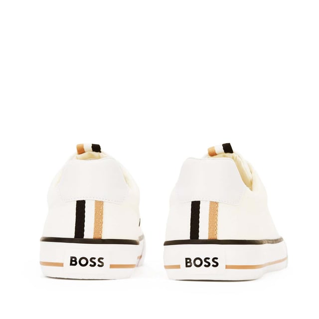 New BOSS sneaker. Full canvas upper derby design enriched by BOSS detail on the side. Full vulcanized sole. backtab enriched by institutional tape. Fresh and seasonal colour combination that fits the deliveries