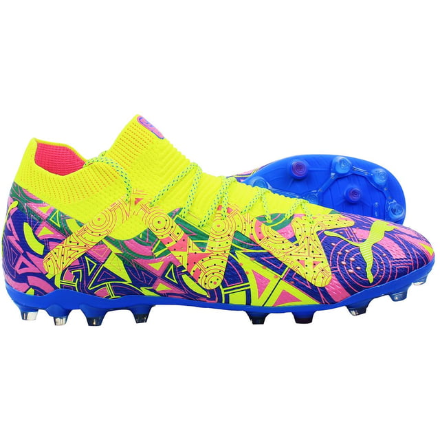 Botas de fútbol multicolores Puma Future Ultimate Energy MG para hombres, meticulosamente diseñadas para encender tu juego con energía explosiva y un rendimiento sin igual en superficies de terreno mixto (MG). Estas botas combinan tecnología de vanguardia con elementos de diseño vibrantes para hacer una declaración audaz en el campo.

Características clave:

Sistema de Retorno de Energía: Las botas Future Ultimate Energy MG están equipadas con un innovador Sistema de Retorno de Energía que maximiza la capacidad de respuesta y la agilidad. Con cada paso, la energía se transfiere de manera eficiente al jugador, proporcionando un efecto similar a un resorte para una aceleración explosiva y movimientos dinámicos.

Ajuste Adaptativo: Estas botas cuentan con un sistema de ajuste adaptativo que se moldea a los contornos únicos de tu pie, asegurando un ajuste personalizado y seguro. Este diseño adaptativo maximiza la comodidad y la estabilidad, permitiendo a los jugadores concentrarse completamente en su rendimiento sin distracciones.

Sistema de Movimiento Dinámico: Diseñado para mejorar la agilidad y la capacidad de respuesta, el Sistema de Movimiento Dinámico integrado en las botas Future Ultimate Energy MG proporciona una tracción y un agarre superiores en superficies de terreno mixto. Ya sea ejecutando giros rápidos o esprintando por el campo, estas botas ofrecen un rendimiento y una maniobrabilidad excepcionales.

En resumen, las botas de fútbol multicolores Puma Future Ultimate Energy MG para hombres combinan tecnología innovadora con un diseño impactante para encender tu juego con energía explosiva y un rendimiento inigualable en superficies de terreno mixto. Experimenta una comodidad, agilidad y control sin igual con cada paso, y domina la competencia con confianza y estilo.