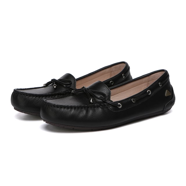 Grebes, embodies timeless elegance with its sleek design, destined to be your go-to choice for summer. Crafted with a breathable leather lining and offered in a palette of neutral and soft pastel hues, it's ideal for all your upcoming summer adventures. Product No. EAU1001 Description: Leather Upper Leather Insole Leather Lining Rubber Sole