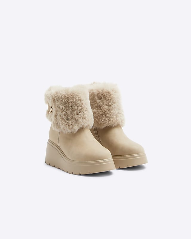 Faux fur fabric, Wedge sole, Side zip fastening