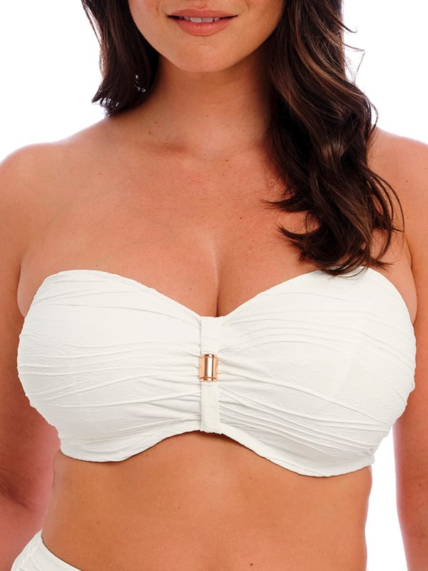Fantasie Beach Waves Bandeau Bikini Top. With lightly padded foam cups and multiway straps. The product is recommended for hand wash only.