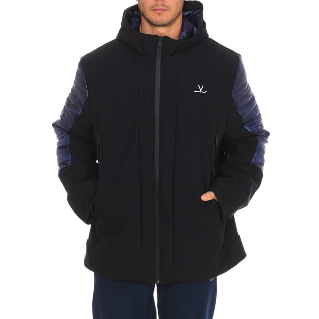 Waterproof jacket Vuarnet.
 High collar with hood.
 Zipper closure.
 One zipper pocket on each front side.
 One internal zipper pocket.
 Brand logo on the upper front side.
 Seams seen in tone.
 Composition: 80% Polyamide, 20% Elastane
 Care:
Wash at maximum temperature 30º.
 Iron at low temperature.
 Do not use dryer.
 Do not use bleach.
 Do not dry clean.