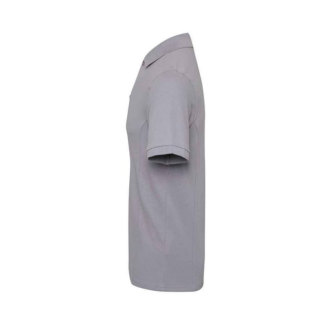Pflegeleichtes Material. Schnelltrocknend. Leicht betonter Schnitt. Gestrickter Sprung Kragen und Ärmelbündchen. Knopfleiste mit 3 Knöpfen. Seitliche Einsätze. WRAP-zertifiziertes Produkt. Materialien: 100% Coolplus Polyester.