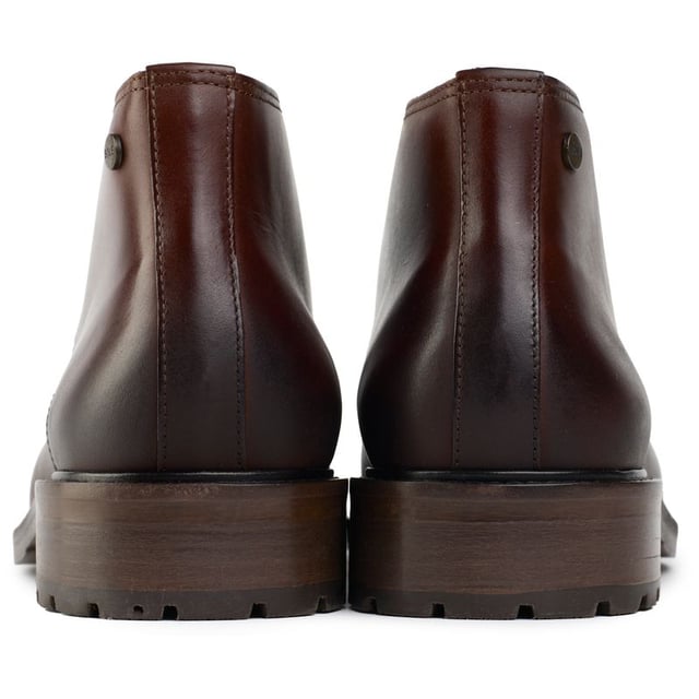 Step Into A Timeless, Debonair Style With The Pasco Chukka From Sole. Crafted From Rich, Sleek Leather, These Classic Chukka Boots Are Built For All-day Comfort And A Sophisticated Look. The Three-eyelet Lacing And Sturdy Rubber Outsoles Ensure A Custom Fit, Lasting Traction And Style With Every Stride. Whether You're Headed To The Office, A Night Out Or A Weekend Away, The Exclusive Sole Boots Will Have You Walking In Confidence And Rugged Elegance.