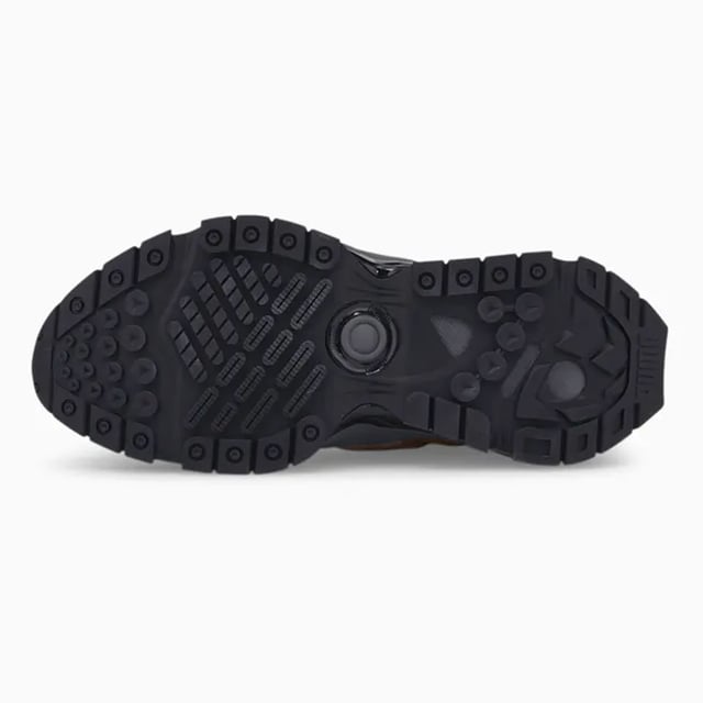 Explore la mítica Isla Pampuma con estas zapatillas Nano de la primera Puma X P.A.M. (Ventajas y mini) colección. Fortalecer las conexiones, entre sí y para la naturaleza, se mantienen fieles al espíritu de la etiqueta australiana de fusionar el arte, la moda y el diseño gráfico con detalles inspirados en el aire libre.

CARACTERÍSTICAS Y BENEFICIOS
Contenido reciclado: la parte superior de este zapato está hecha con al menos 20% de materiales reciclados como un paso hacia un futuro mejor

DETALLES
Nylon y gamuza superior
Calcetín de neopreno
Suela de goma
Pestaña de lengua tejida de marca compartida