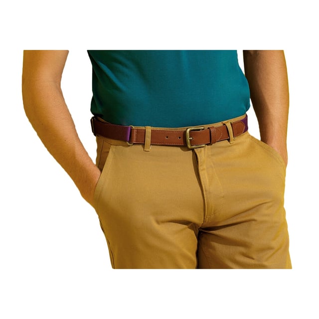 Canvas and faux leather belt. Belt strap and buckle are faux leather. 3 holes for belt buckle. Adjustable length (95 - 125cm). Materials: rubber and faux leather.