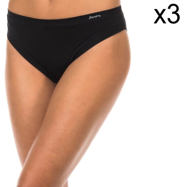 Pack-3 de braguitas Janira 
Talle medio.
Cinturilla elástica.
Detalle de la marca estampado en el lateral superior.
Intimo Janira garantiza la máxima comodidad y calidad de sus prendas escogiendo los mejores tejidos y ofreciendo los diseños que mejor se adaptan al estilo de cada mujer y a las necesidades de cada momento.
Forro interior.
Costuras vistas a tono.
 Composición: 93% Algodón, 7% Elastano
 Cuidados:
Lavar a temperatura máx.30º.
- No usar lejía.
- No usar secadora.
- No planchar.
- No lavar en seco.