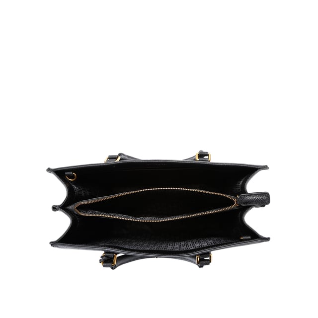 This Kurt Geiger Highgate Tote is crafted from a black Saffiano leather meaning it can withstand scratches and is suitable for regular outdoor use.The front of the bag features antiqued brass branding with micro eagle head emblem. Dimensions: 25cm (H), 34cm (L), 15 cm (D). Strap length: 124cm.