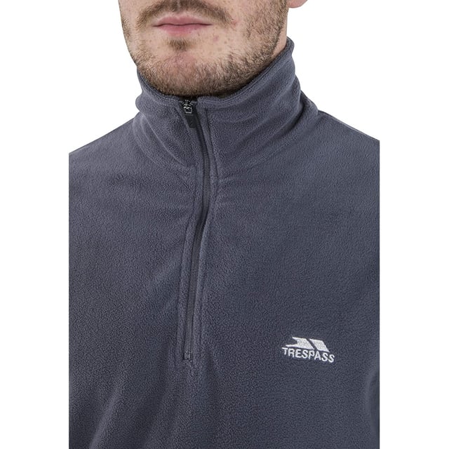 Mens microfleece top. 130gsm airtrap fleece build to trap and hold onto body heat. 1/2 zip neck. 100% Polyester microfleece.