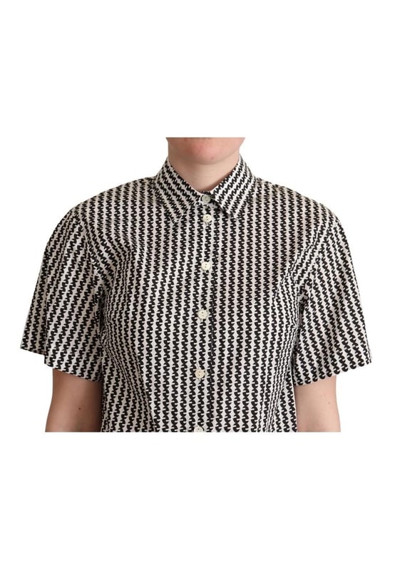 Marca: DOLCE & GABBANA  
Condición: Nuevo con etiquetas  
Material: 100% Algodón  
Diseño: Con patrón  
Cuello: Sí  
Longitud de la manga: Corta  
Cierre: Tapeta de botones en el frente  
Color: Blanco y negro  
Detalles del logo: Sí  
Hecho en Italia: Sí