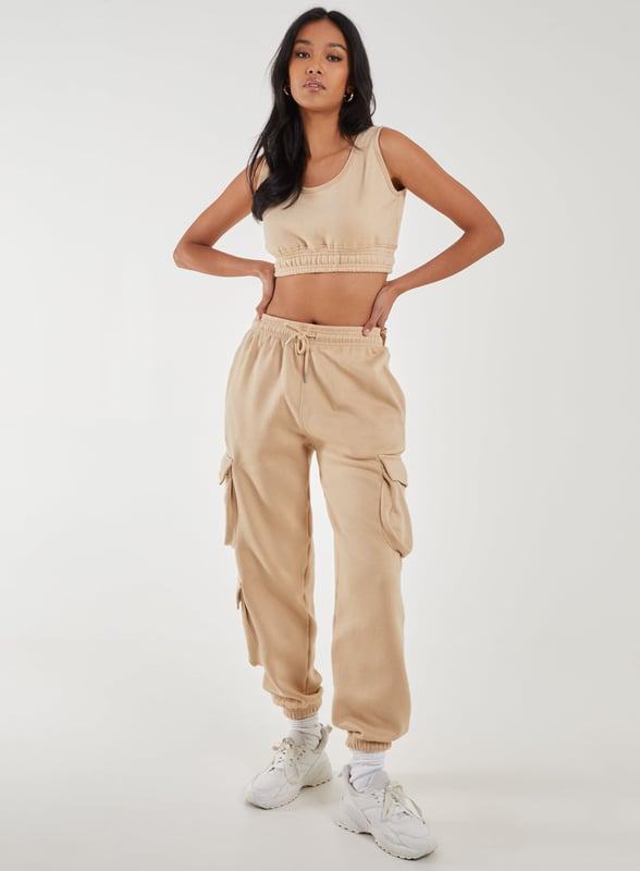 Ideal for both indoor and outdoor loungewear, our Cropped Lounge Bralette is soft and comfy. Mix and match with different pieces or style them with your own casual outerwear!