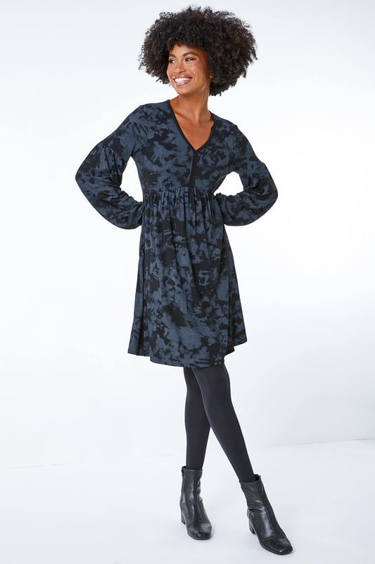 Roman fit 2025 and flare dress