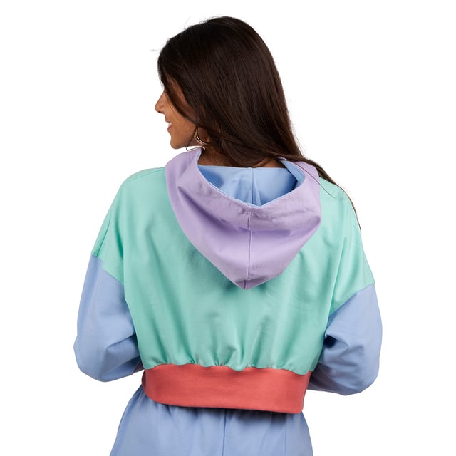 The #SuperbTotalLook with which you can feel like yourself at any time and in any situation. A total look in pastel colors with which you can feel happy and enjoy, without thinking about anything else, the essence of a much-desired summer. Be Happy is the new Superb collection for every day, for all moments. Be Happy is to be yourself, to feel free.

 Characteristics:

 Hoodie
 Designed in four pastel colors, green, coral lilac and blue, carefully chosen by the Superb team
 Trim in different color
 Central pocket in different color
 SuperbEmbroidered logo, creating contrast of pastel colors
 Ribbed waist and cuffs in contrasting pastel colors
 Made and designed in Barcelona by the Superb team
 Our model Valeria is 1.69m tall and wears size S.

 Composition:
 96% cotton
 4% elastane
 Composition: 96% cotton
 4% elastane
 Care:
Wash at maximum temperature 30º.
 Iron at low temperature.
 You can use a dryer.
 Do not use bleach.