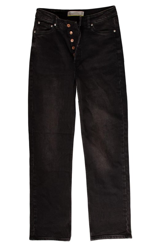High Rise Button Fly Straight Leg Jeans Experience all-day comfort with the high-quality denim fabric and flattering slim leg silhouette, ideal for creating chic and polished looks. Complete your wardrobe with these versatile jeans, perfect for pairing with your favorite tops and shoes for a stylish ensemble. Fit: Slim, Sizing: These run quite large - You may wish to order one size down (see size chart)