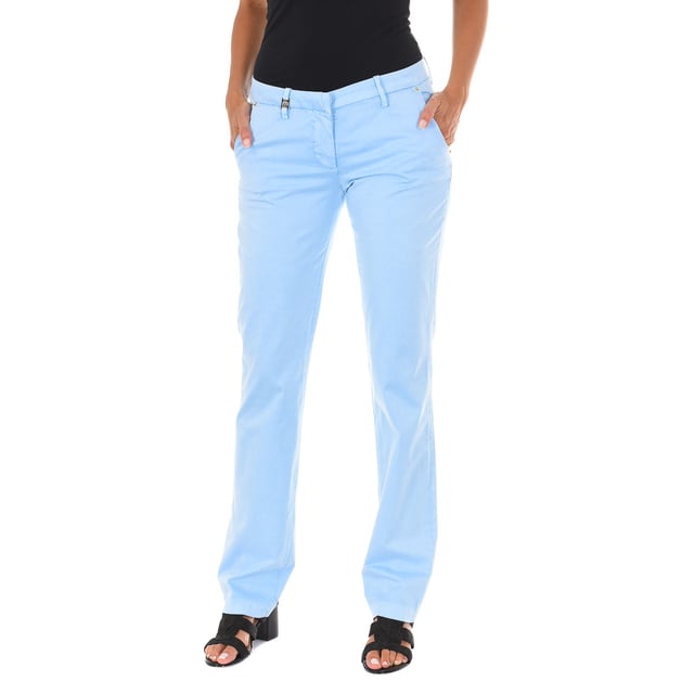 Long pants. 
 Light blue 
 Waist with belt loops. 
 Button and zip closure on the front. 
 Two pockets on the front. 
 Two pockets on the back. 
 Straight cut hems. 
 Chinese style design. 
 Matching seams. 

 Composition: 
 -96% Cotton -4% Elastane. 

 Washing instructions: 
 - Wash maximum at 40ºC. 
 - Iron at medium temperature. max. 110ºC. 
 - Lets you use a dryer. 
 - Do not use bleach. 
 - Does not support dry cleaning. 

 Composition: 96% Cotton, 4% Elastane
 Care:
- Wash maximum at 40ºC.
 - Iron at medium temperature. max. 110ºC.
 - Allows you to use a dryer.
 - Do not use bleach.
 - Does not support dry cleaning.