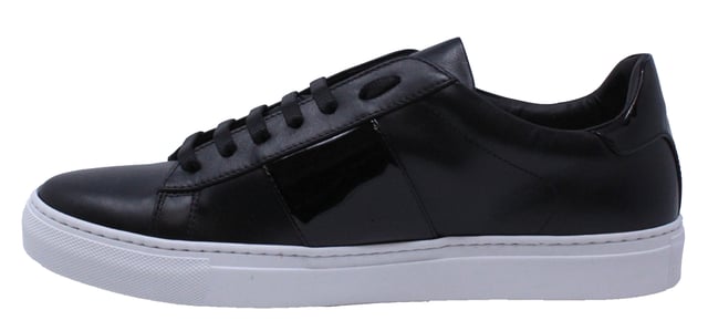 Philipp Plein MSC1580 02 "Edwo" Black Sneakers. Plein Branding on Sneakers. Made In Italy. Lace Fasten. Rubber Sole. Rubber Sole