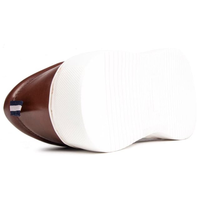 Mens brown Silver Street holden trainers, manufactured with leather and a rubber sole. Featuring: cushioned innersole, padded ankle collar, cup sole and heel branding.
