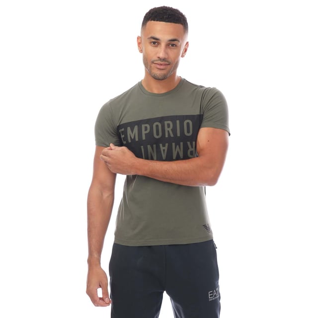 Mens Emporio Armani Crewneck T- Shirt in green black.- Round collar.- Short sleeves.- Printed bold logo.- Regular fit.- 100% Cotton.- Ref: 21181847644884