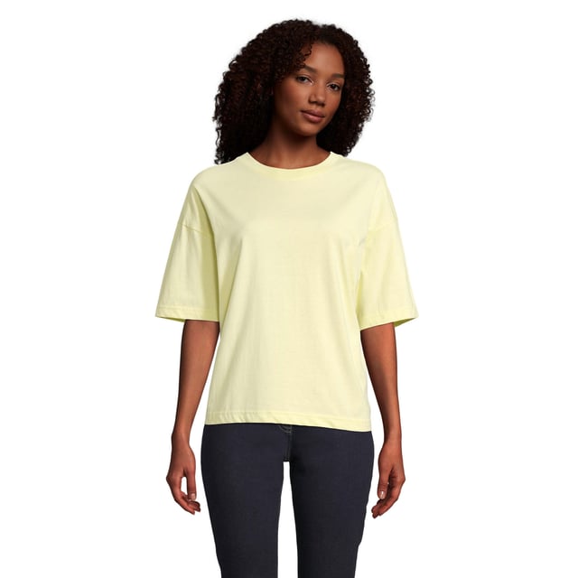 100% Organic Cotton. Fabric: Combed. Design: Plain. Neckline: Crew Neck, Ribbed Collar. Fit: Oversized. Sleeve-Type: Short-Sleeved. Side Seams, Taped Neck, Twin Needle Stitching, Unbranded Size Label. 180gsm. Sustainability: Amfori, BSCI, Fair Wear Approved, Oeko-Tex Standard 100 Certified, PETA-Approved Vegan, REACH.