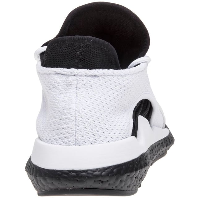 Born From The Iconic Collaboration With Yohji Yamamoto, The Saikou Mens Trainer By Y3 Is A Feat Of Engineering And Style. The White Primeknit Upper Is Adorned With The Iconic Y3 Branding And The Sports Shoe Is Finished With A Boost Outsole For Your Comfort.