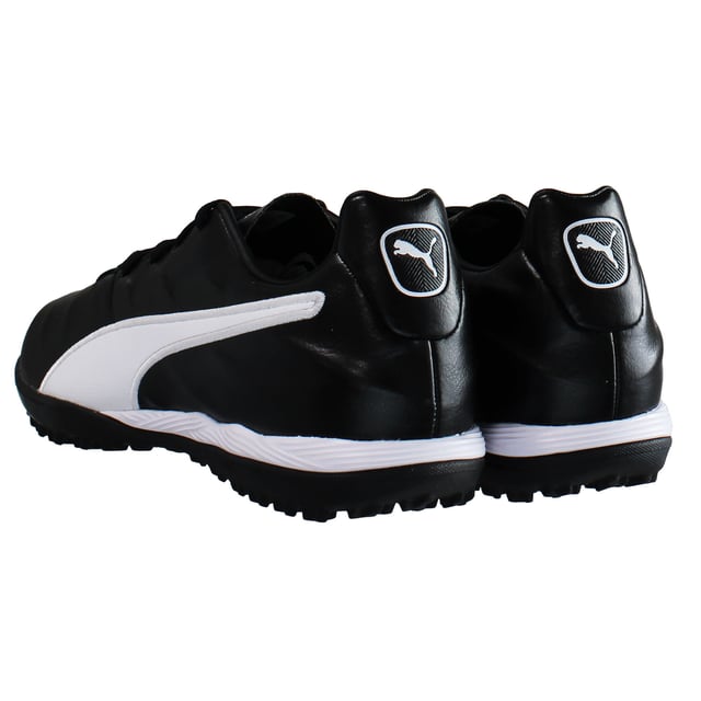 For turf training sessions, these are the boots you need. Featuring the all-new KINGForm technology, they have a rib structure that fuses to the super soft K-Leather in key contact areas. The result of that? Increased touch and responsiveness. Exactly what you need. What's more, you get great support in the heel, a mesh tongue for a comfy fit and a look that's sure to turn heads. 

DETAILS 
Low boot 
Super soft premium K-leather upper for sensational feeling 
KINGForm technology in key contact areas to increase touch and responsiveness 
Low-profile multi-studded rubber outsole 
TT: Turf Training 
Mesh tongue for comfortable fit 
Integrated heel counter for premium support and lock-down