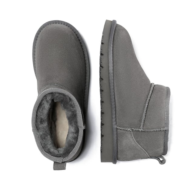 The Finch Ultra Mini Classic Boots feature a conveniently lower ankle height, making them a breeze to slip on. Perfectly designed for those who may find it challenging to pull on other boot styles.

Specification:
Suede Upper
Warm Sheepskin Wool Lining
Soft Sheepskin Wool Insole
EVA Sole

Technologies:
Water & Stain Resistance Upper
Slip Resistance Outsole
