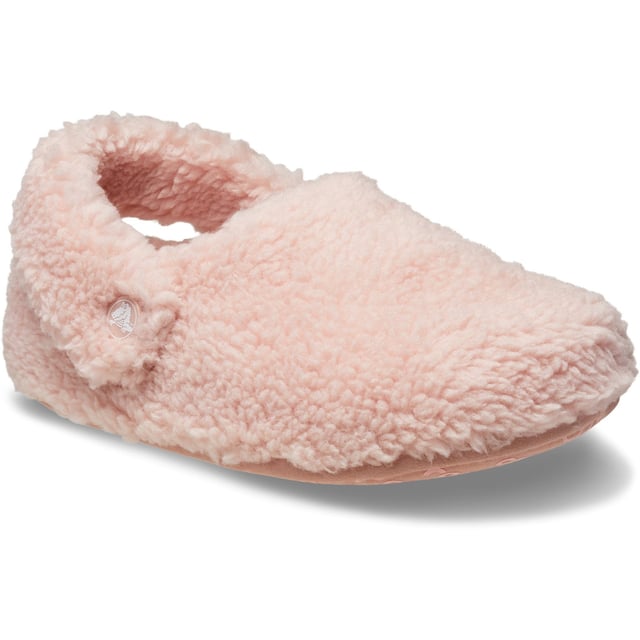 No plans are the best plans for our fuzzy-all-over Classic Cozzzy Slipper. We've transformed our iconic Classic Clog into the perfect staying in shoe for those days when relaxing is all you've got on the agenda.