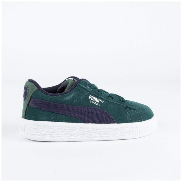 Basket Puma Classic DNM Jungen Grün Wildleder. Authentischer Schuh der Marke Puma - Streetwear/Sportswear Design von Puma - Puma für modebewusste Jungen, perfekt für den Alltag - Der grüne Puma Sneaker lässt sich hervorragend mit dem Rest deiner Garderobe kombinieren - Bequemes Wildledermaterial - Klassische Schnürsenkel - Classic DNM - Textil.
